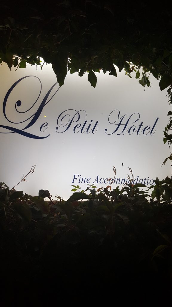 Le Petit Hotel Boutique French Style Le Petit Hotel